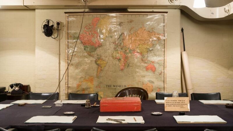 London: Churchill War Rooms Ticket & Political London Audio - The Political London Self-Guided Tour
