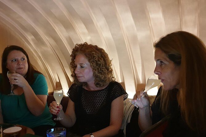 London Cocktail Tour - Soho - A Closer Look at the Soho Cocktail Tour