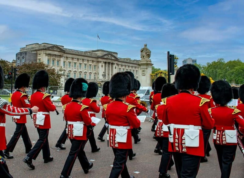 London: Customized Half-Day Private Tour with a Local - The Itinerary: What You Might See