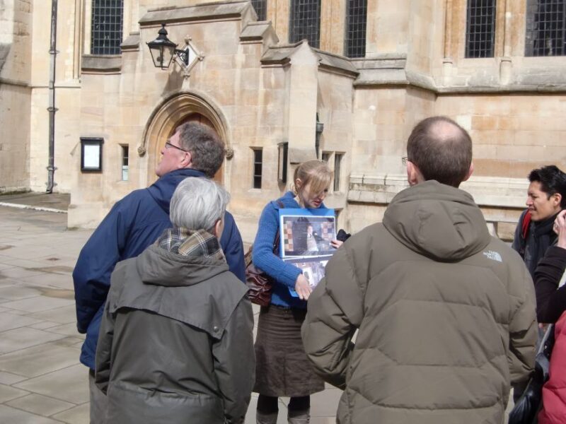 London: Da Vinci Code Walking Tour with a Guide - Who Should Consider This Tour?
