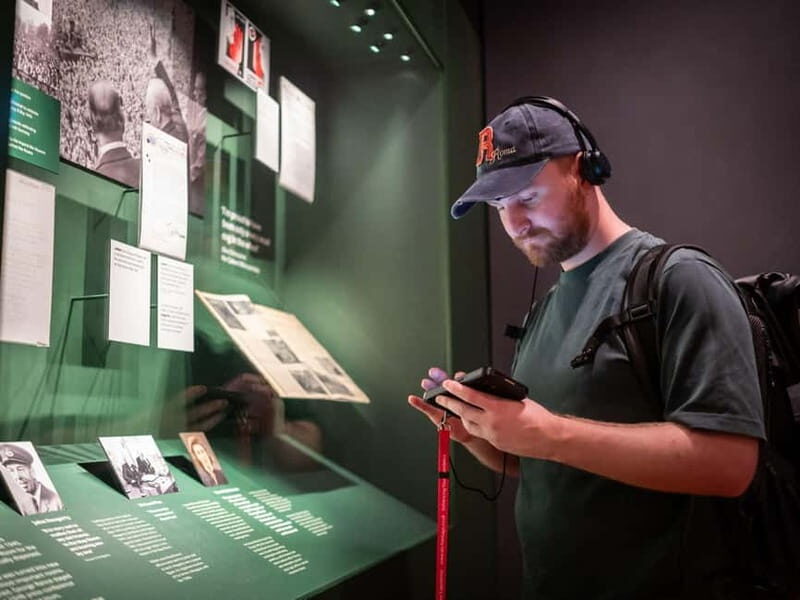 London: Deluxe Westminster Tour, Churchill War Rooms & Abbey - Experience a Day of London’s Historic Core with the Deluxe Westminster Tour