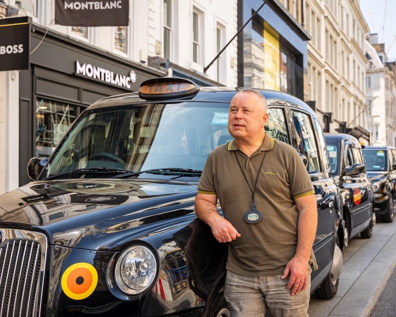 London: Explore Iconic Landmarks in a Classic Black Cab Tour - Who Will Benefit Most?