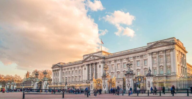 London: Full-Day London Bus Tour with Snacks - FAQ