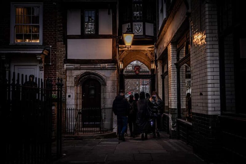London Ghost Walking Tour: Tales of Terror & Mystery - Key Points