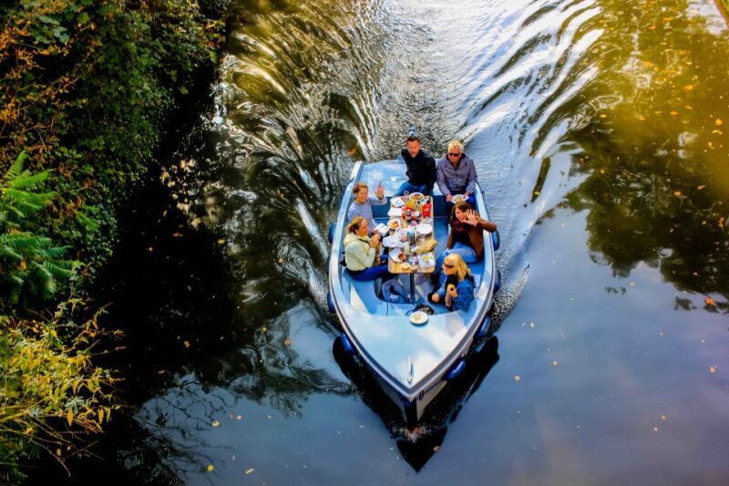 London: GoBoat Rental for Regent's Canal & Paddington Basin - London: GoBoat Rental for Regent’s Canal & Paddington Basin