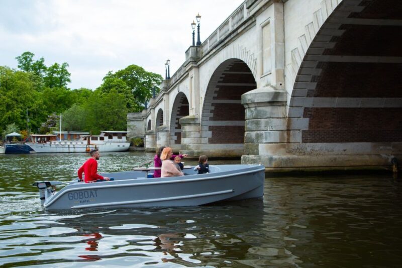 London: GoBoat Rental in Kingston upon Thames - London: GoBoat Rental in Kingston upon Thames