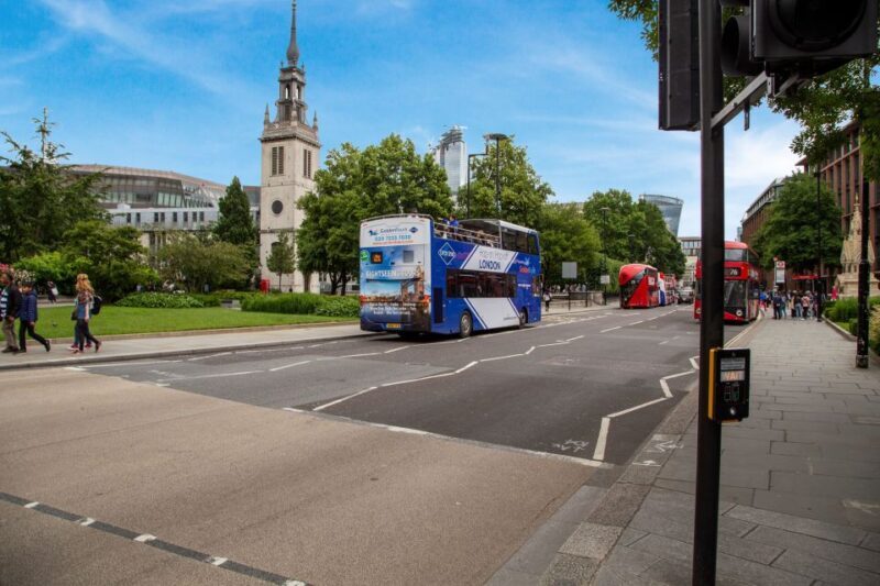 London: Golden Tours Gray Line Hop-on Hop-off Bus Tour - FAQ