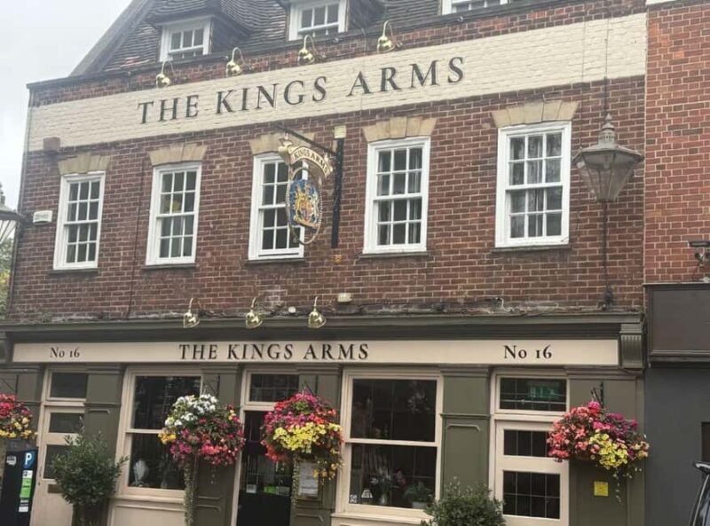 London: Greenwich Pub Crawl with Beer and Dinner Option - Who Should Consider This Tour?