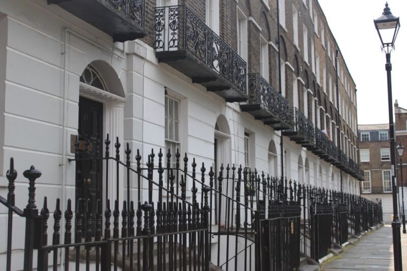 London: Guided Harry Potter Bus Tour of Locations - Who Should Consider This Tour?