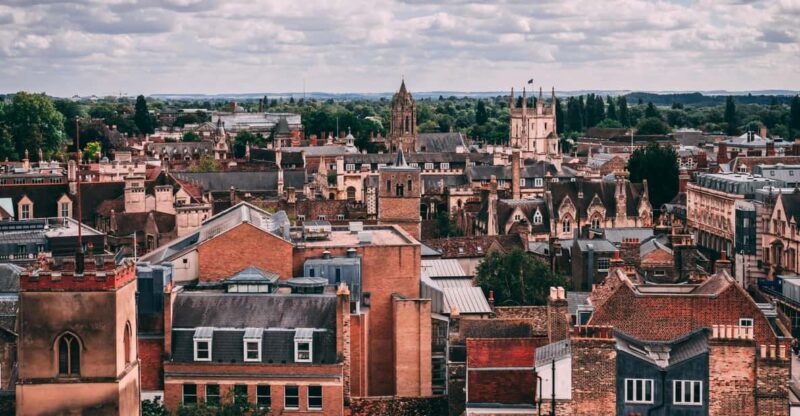 London: Guided tour of Cambridge - Sedan - FAQs