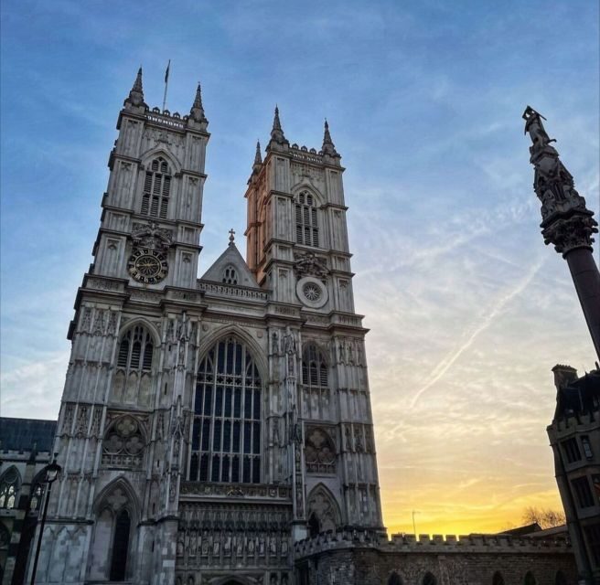 London: Guided Walking Tour with Changing Of The Guard - FAQ