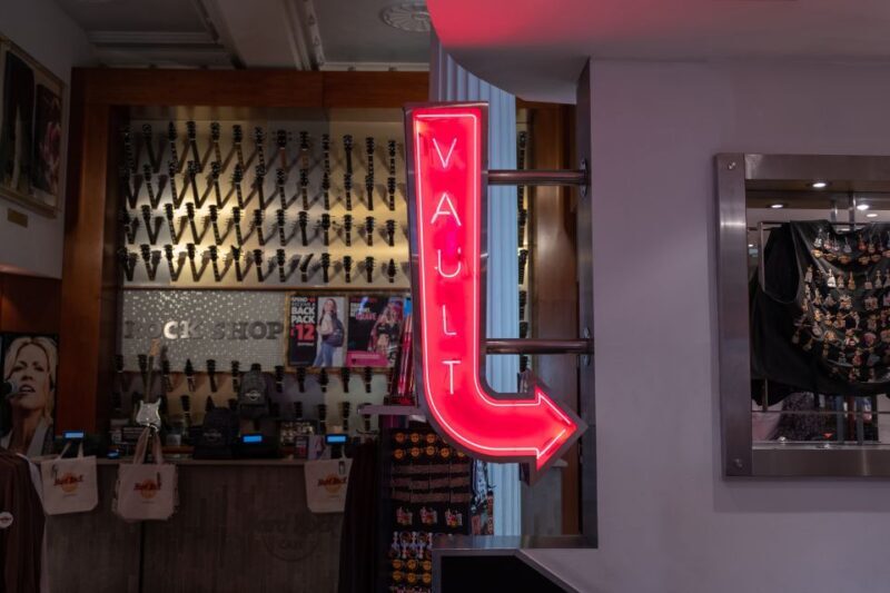 London: Hard Rock Walking Tour with Optional Lunch - Frequently Asked Questions
