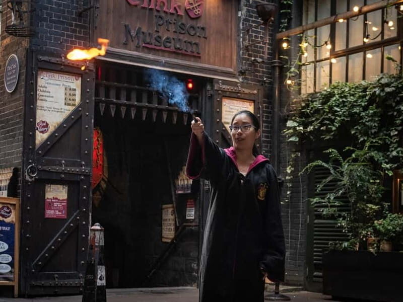 London: Harry Potter Deluxe Tour with London Eye & Dungeons - Who Is This Tour Best For?