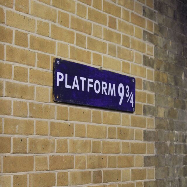 London: Harry Potter Movie Location Tour with an APP - Exploring the Harry Potter London Film Locations: A Practical Review