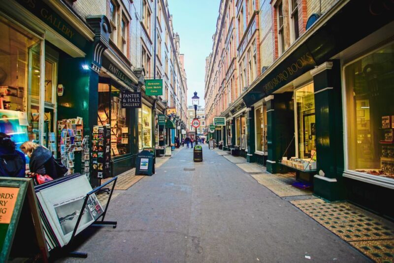 London: Harry Potter Movies Walking Tour (Kids Go Free) - Authenticity and Guides