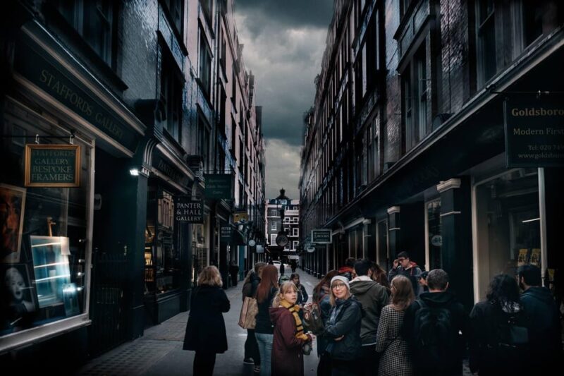 London: Harry Potter Walking Tour in German - London: Harry Potter Walking Tour in German – A Magical Journey Through Muggle London