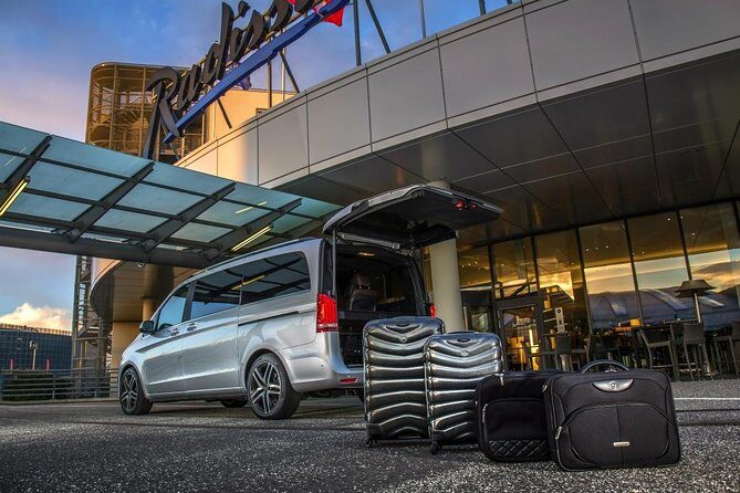 London Heathrow Airport(LHR) to Nottinghamshire Luxury Transfers - The Sum Up