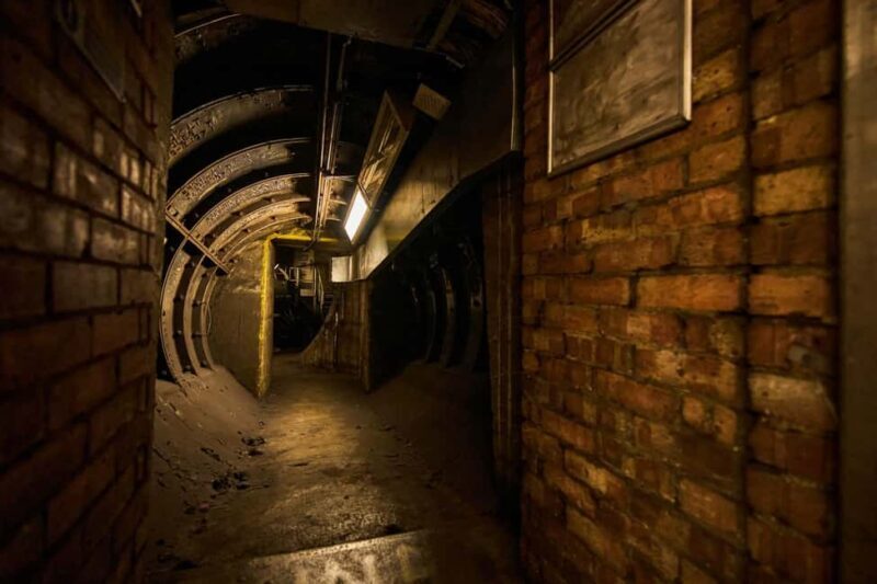 London: Hidden Tube Tour - Green Park Station - Who Will Love This Experience?