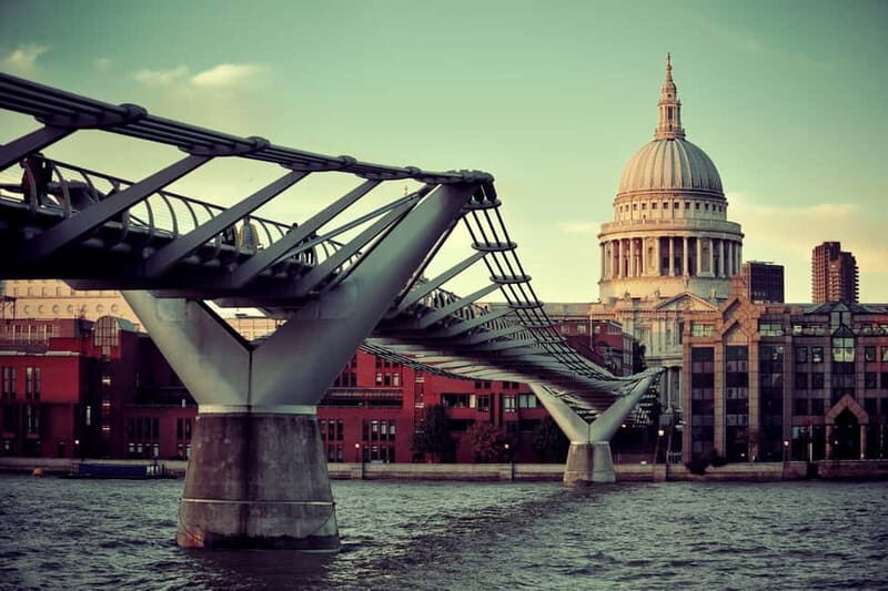London: Highlights and Secrets Private Tour with Camden Town - The Heart of the Tour: Camden Town