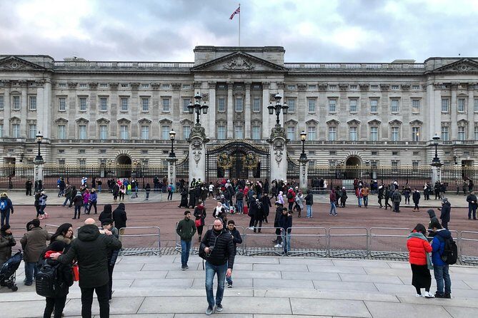 London Highlights Private Car with Driver Guide - FAQ