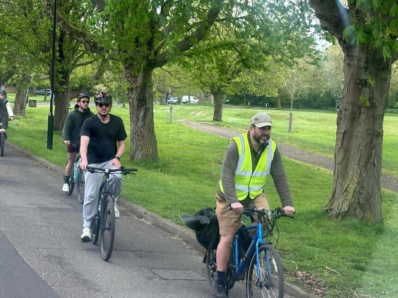 London: Historic Richmond Cycling Tour - Park, River, Palace - Key Points