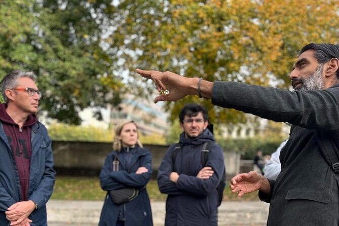 London Historical Tour: Roman Walls to Global Finance - Authentic Insights from the Reviewers