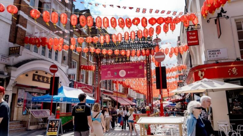 London: Hop-On Hop-Off Pass with Thames River Cruise 24 Hrs - Key Points