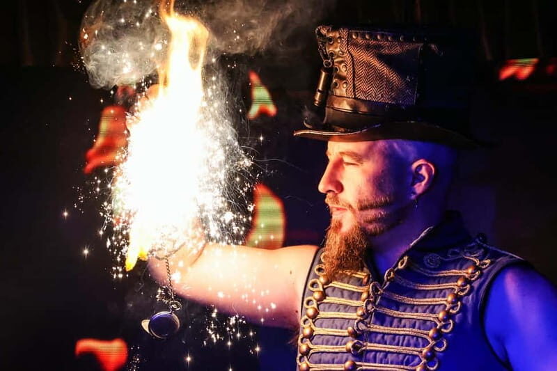 London: Kabaret Exposé - Authentic Perspectives from Past Guests