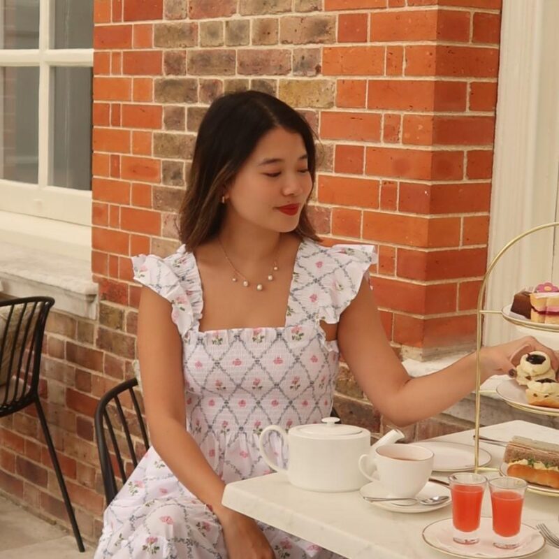 London: Kensington Palace Afternoon Tea & Guided Walk - An In-Depth Look at the Kensington Palace & Gardens Experience