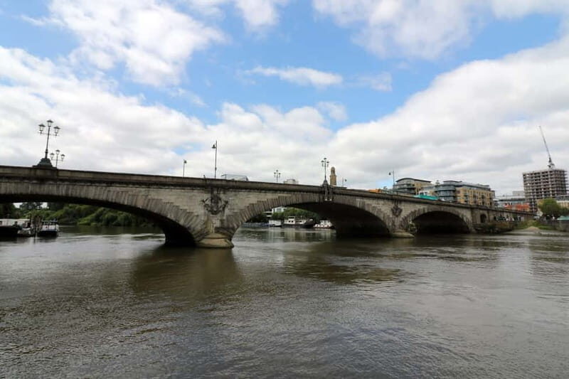 London: Kew to Richmond Court River Thames Cruise - Key Points