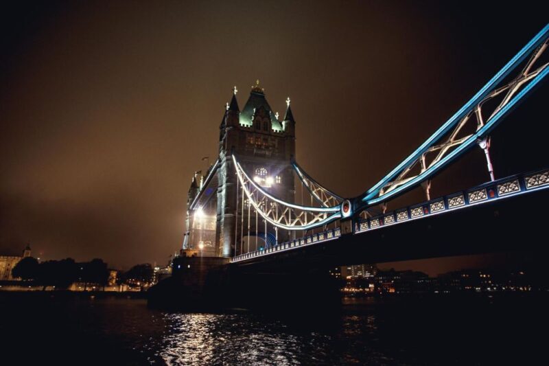 London: Lights & Sights Of London: 30+ London Sights At Dusk - Exploring London After Dark: Lights & Sights Of London Tour