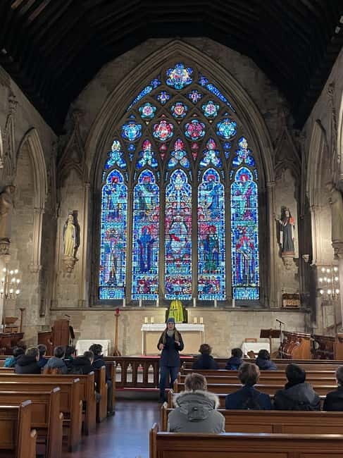 London: Medieval Tales and Martyrs Walking Tour - In-Depth Look at the Tour Experience