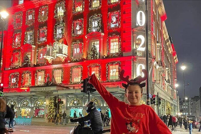 London Private Christmas Lights Taxi Tour with Pick Up - Key Points