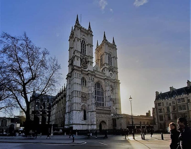 London: Private Highlights Taxi Tour - Hotel Pickup - The Sum Up: Is This Tour Right for You?