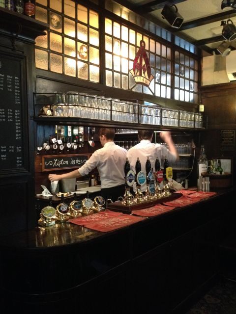 London: Private Tour Of Historic Pubs With A Friendly Guide - The Sum Up