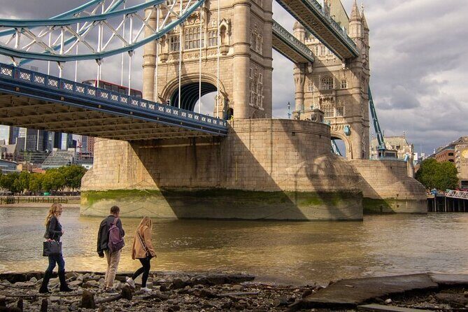 London Private Tour with a Local Guide, Kickstart your Trip: Customised - Key Points