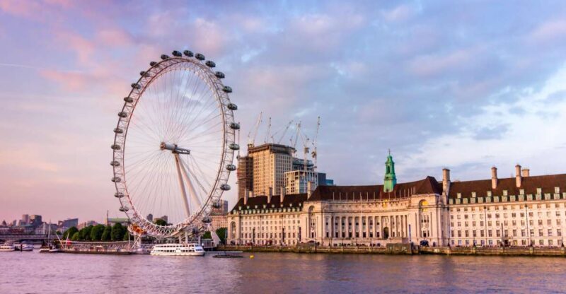 London: Private Walking Tour in Spanish - Practical Tips for Your Tour