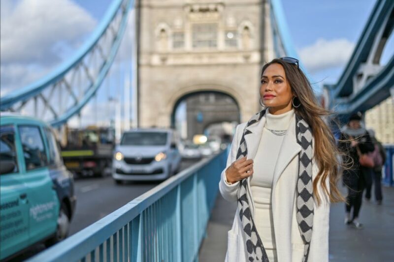 London: Professional Private Photoshoot and Edited Photos - Who Should Consider This Tour?