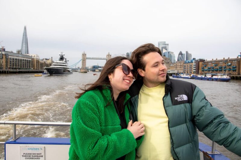 London: River Thames Hop-On Hop-Off Sightseeing Cruise - London: River Thames Hop-On Hop-Off Sightseeing Cruise — A Complete Guide