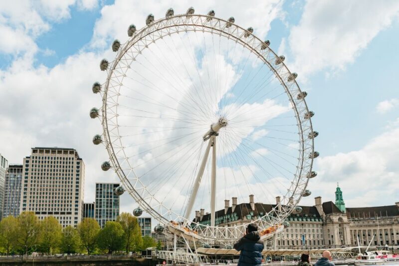 London: River Thames Hop-On Hop-Off Sightseeing Cruise - FAQs