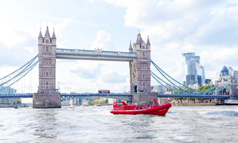 London: River Thames Speed Boat Tour - London: River Thames Speed Boat Tour — A Thrilling Way to See the Capital
