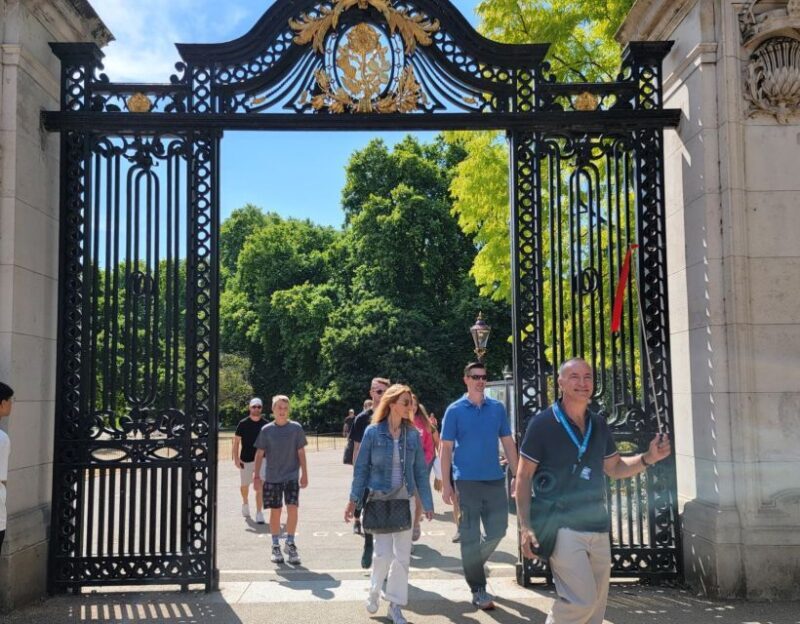 London: Royal Walking Tour and Buckingham Palace Audio Tour - Final Thoughts