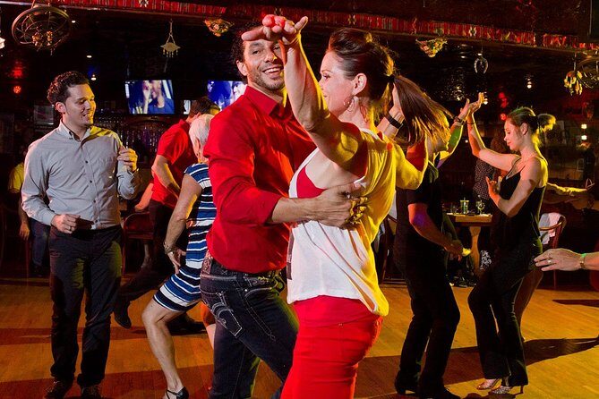 London Salsa Lovers Dance Experience - London Salsa Lovers Dance Experience: A Fun Night for Every Dancer