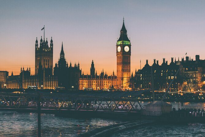 London Scavenger Hunt and Highlights Self-Guided Tour - Key Points