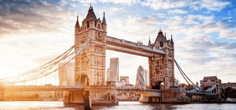 London: Self-Guided History City Tour with an App - Who Would Love This Tour?