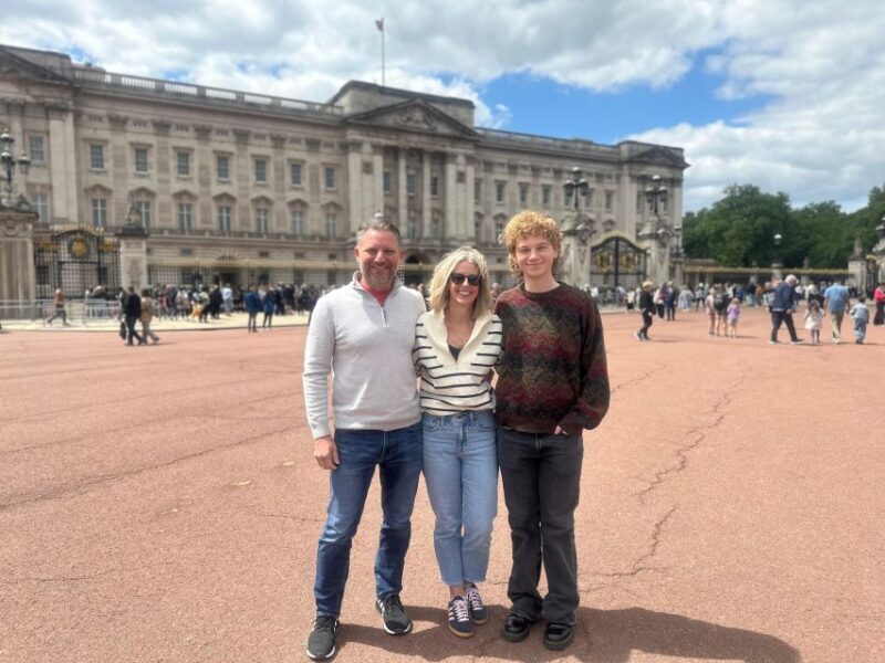 London: Sightseeing Black Cab Tour with Hotel Pickup - Detailed Breakdown of the Itinerary