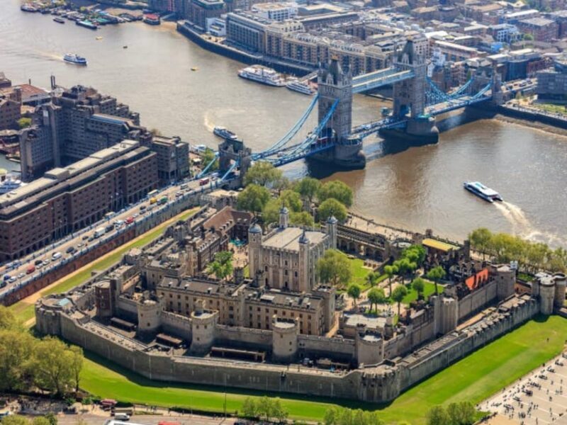 London: South Bank Walking Tour & Enter The Tower of London - London: South Bank Walking Tour & Enter The Tower of London