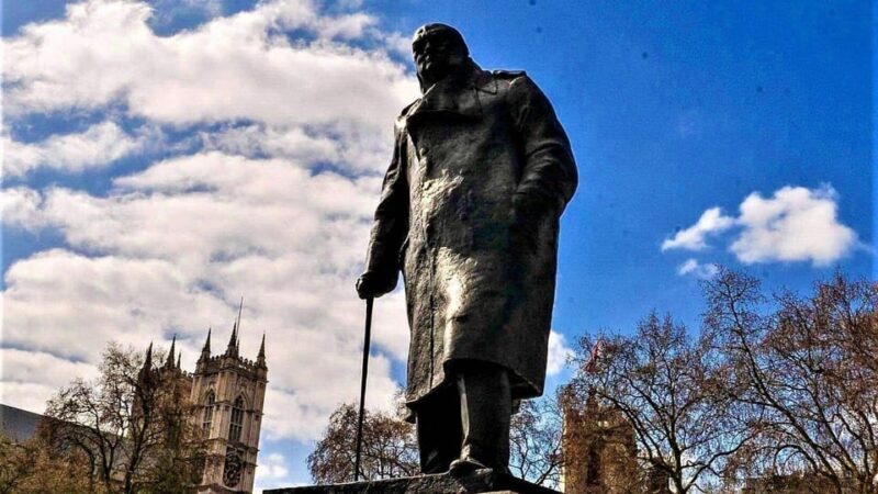 London: Special Interest Walking Tour - Guide Only - A Closer Look at the Experience