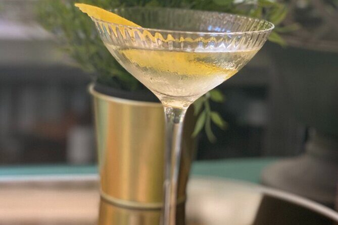 London Spy Experience with Tour Vesper Martini and Dinner - Key Points