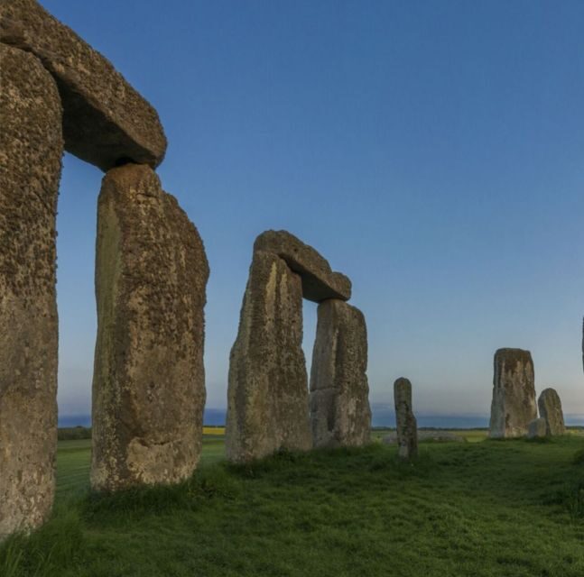 London: Stonehenge 6 Hour Tour By Car With Entrance Ticket - Exploring the Experience